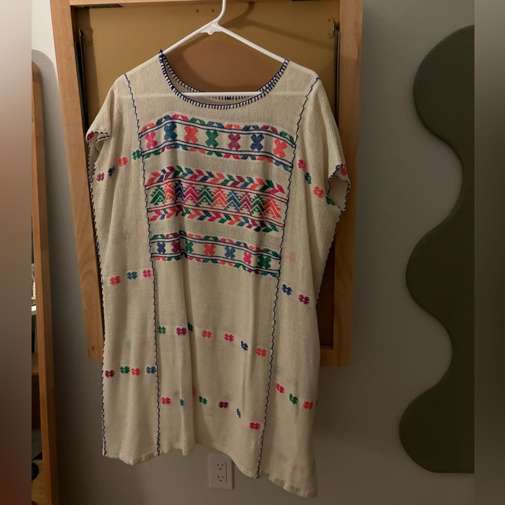 Vintage Hupil embroidered dress